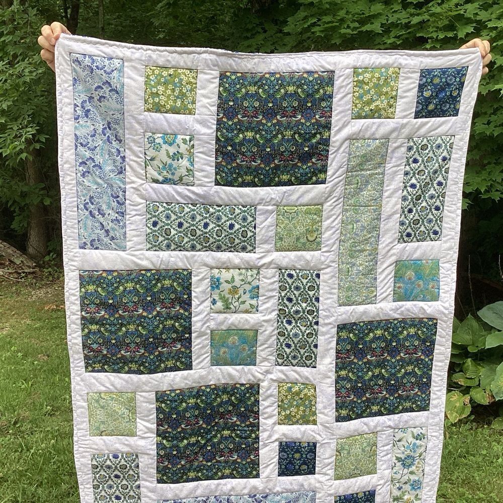 NWT. Hand Crafted Lap Quilt Tana Lawn Fbrics
